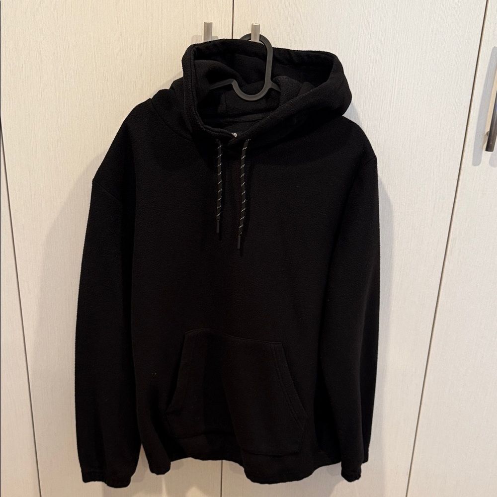 Classic Black Men's Hoodie